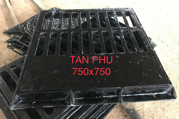 Nắp gang hố ga hình vuông