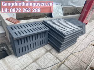 vận tốc nước chảy qua song chắn rác